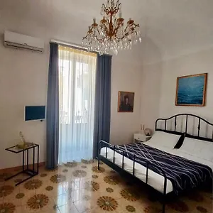 4tino Catania-Fontanarossai nemzetközi repülőtér