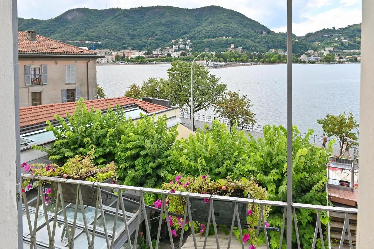 Hotel Marco'S Como 3*,